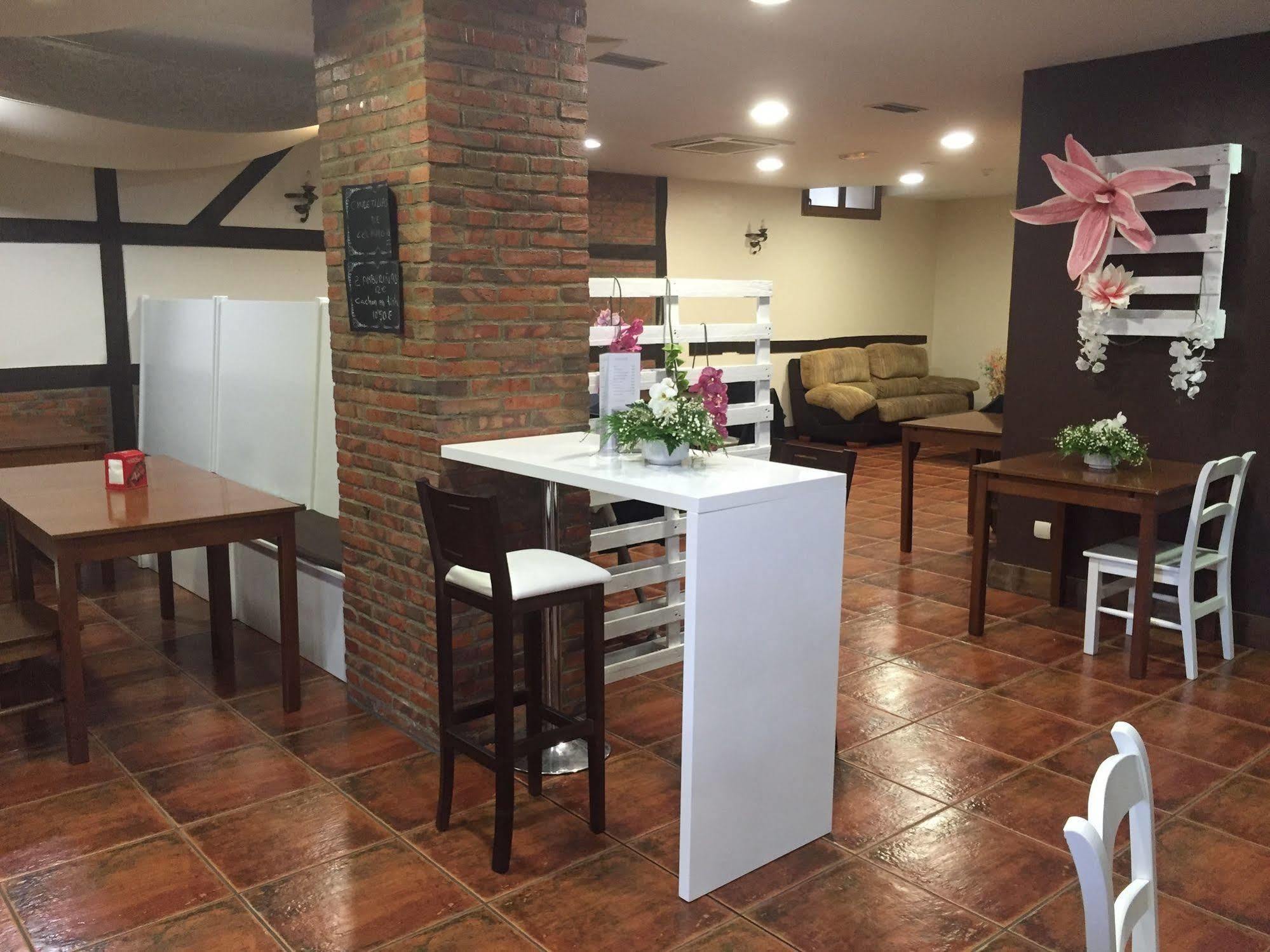 Hotel Marfrei Hinojedo المظهر الخارجي الصورة