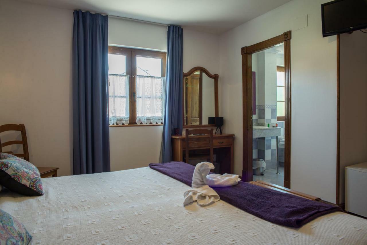 Hotel Marfrei Hinojedo المظهر الخارجي الصورة